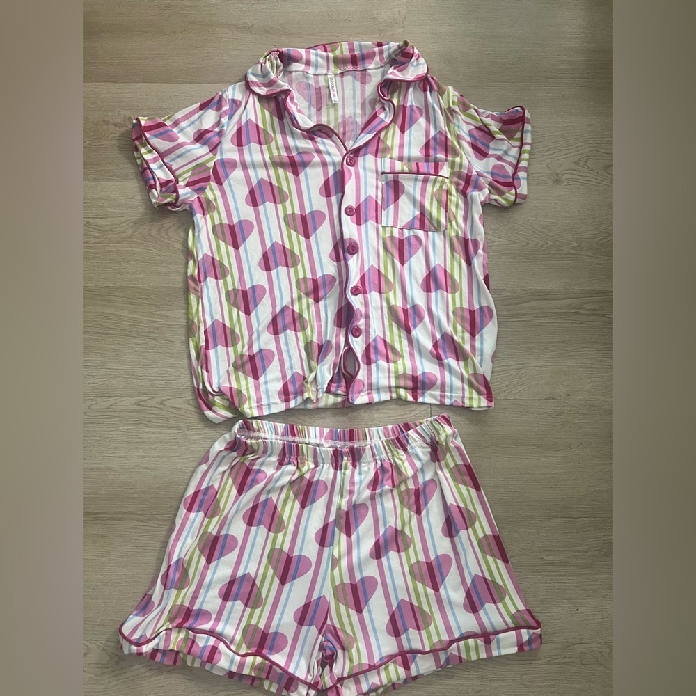 Pink Heart Women’s Pajamas Short Set Size Large